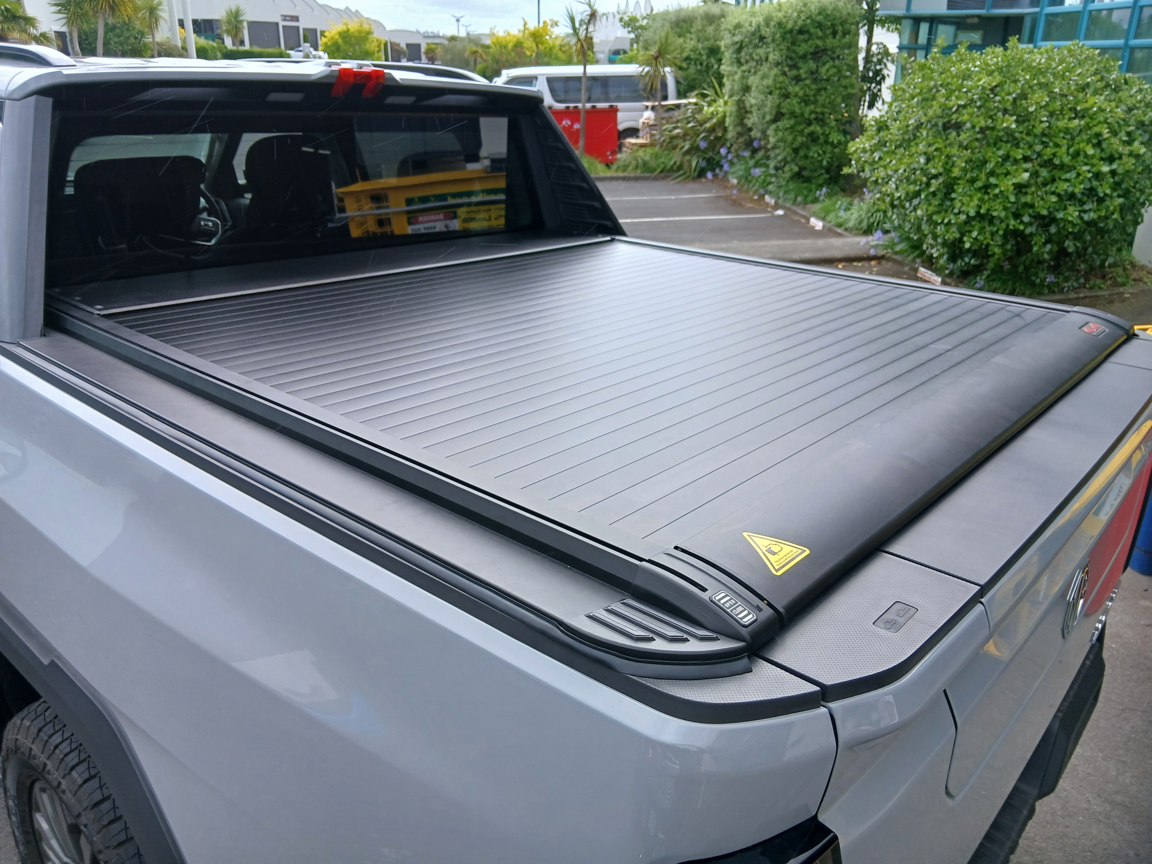 LDV Terron 9 Electric Roller lid