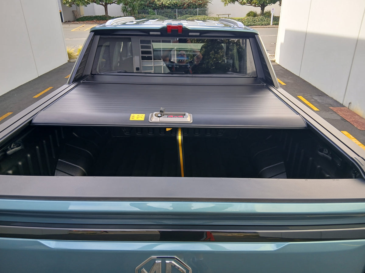 MG U9 Manual Roller Lid